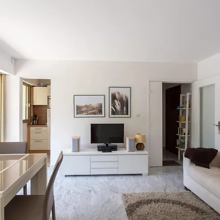 Appartement Anthala Furnished Flat